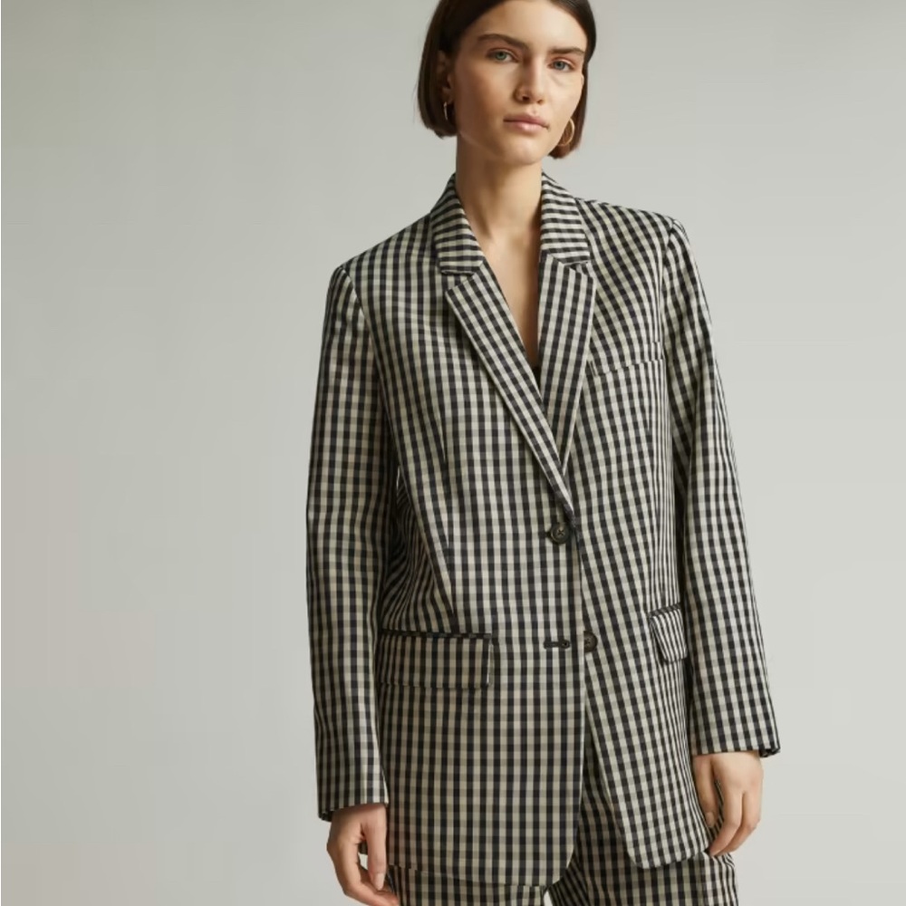 NWOT EVERLANE THE OVERSIZE BLAZER IN BUTTERSMOOTH
